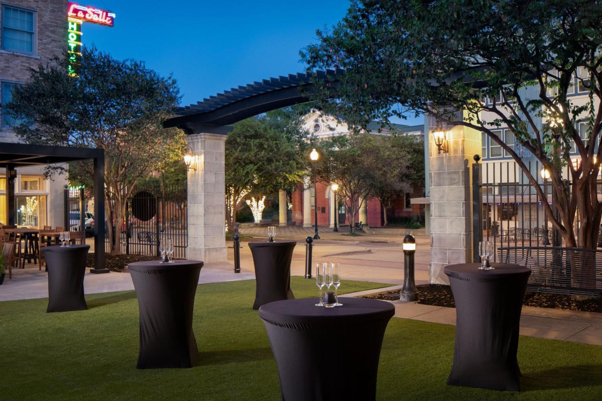 The Lasalle Hotel, Bryan College Station, A Tribute Portfolio Hotel Екстер'єр фото