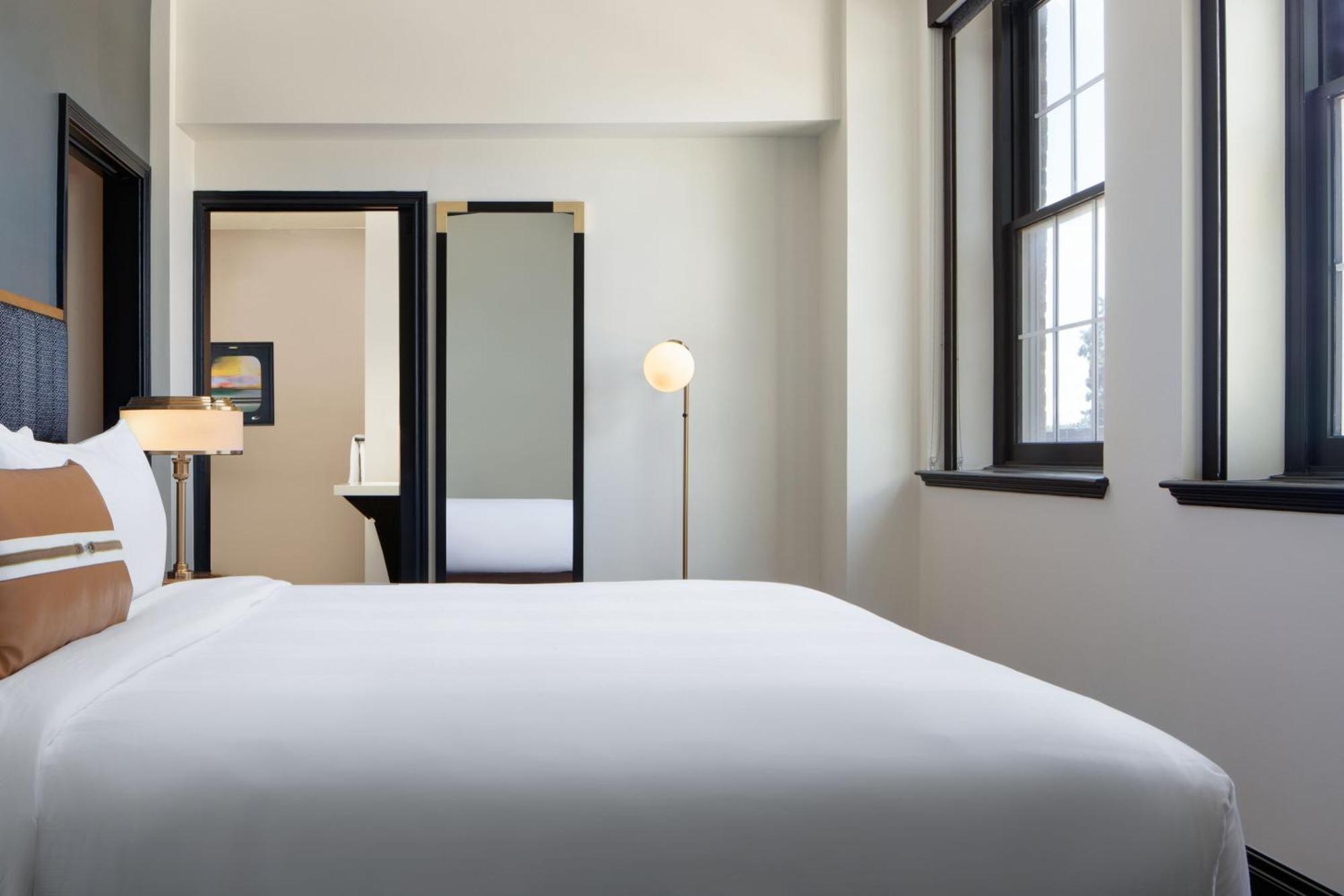 The Lasalle Hotel, Bryan College Station, A Tribute Portfolio Hotel Екстер'єр фото